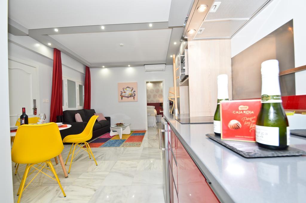 The Zentral Arenal Suites Sevilla Exterior foto