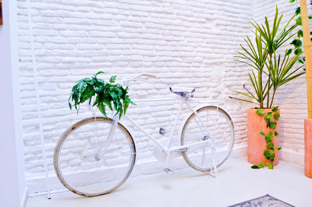 The Zentral Arenal Suites Sevilla Exterior foto